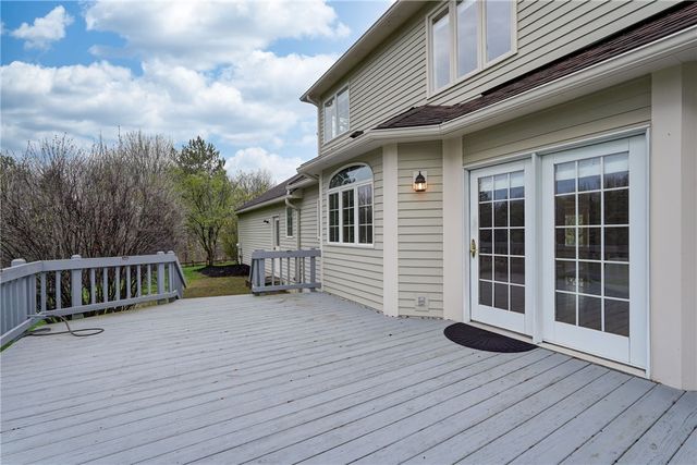 11 Merryhill Lane, Pittsford, NY 14534