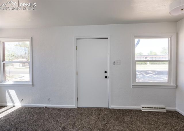 422 S Prairie Avenue, Pueblo, CO 81005