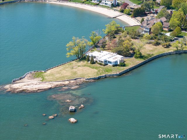 250 Davenport Drive, Stamford, CT 06902