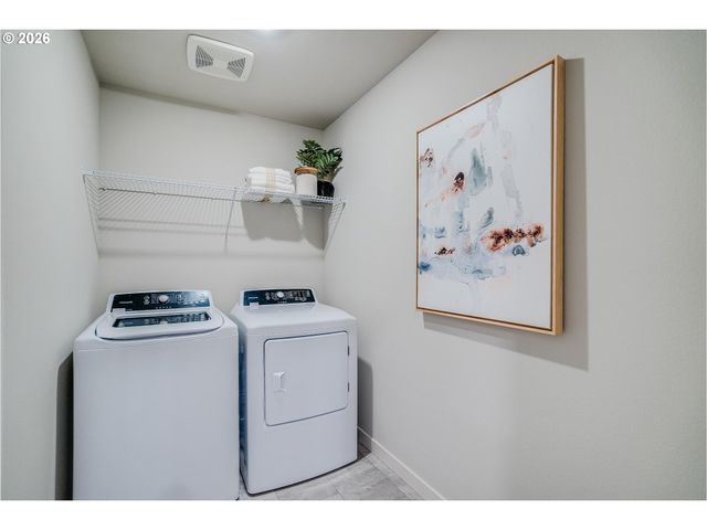 8875 Sw MOHEGAN Ln, Tualatin, OR 97062