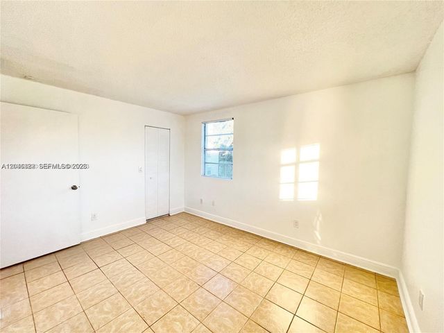 1227 SW 46th Avenue 304, Pompano Beach, FL 33069