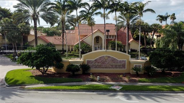 1227 SW 46th Avenue 304, Pompano Beach, FL 33069