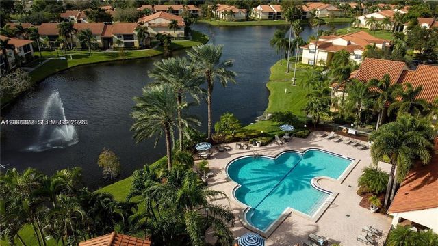 1227 SW 46th Avenue 304, Pompano Beach, FL 33069