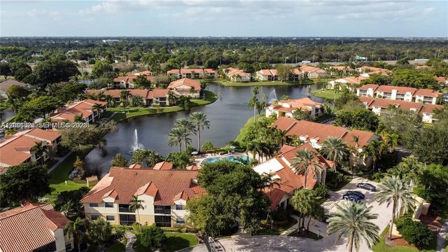 1227 SW 46th Avenue 304, Pompano Beach, FL 33069