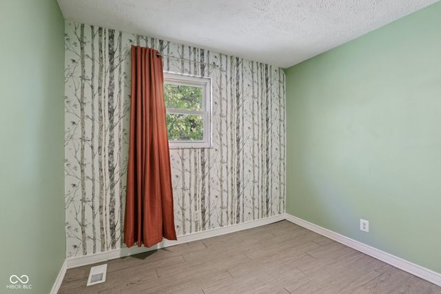 321 Gimber Court, Indianapolis, IN 46225