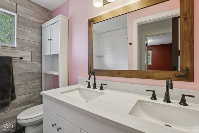 321 Gimber Court, Indianapolis, IN 46225