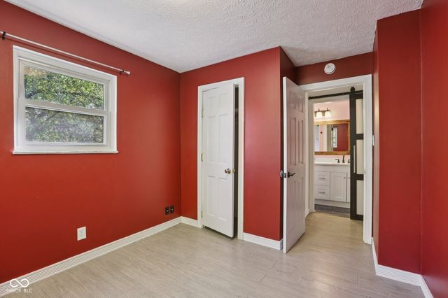 321 Gimber Court, Indianapolis, IN 46225