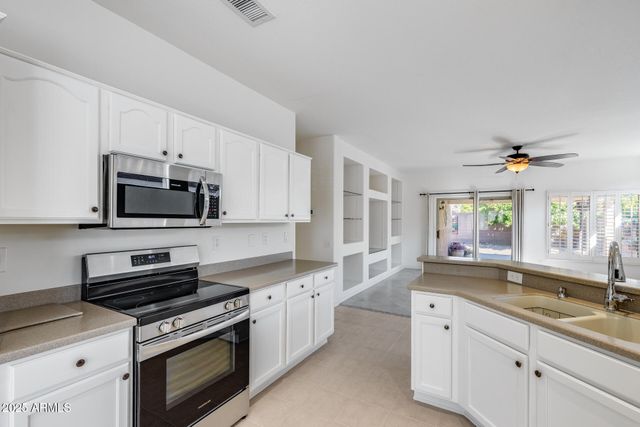 16178 W MONTOYA Drive, Surprise, AZ 85374