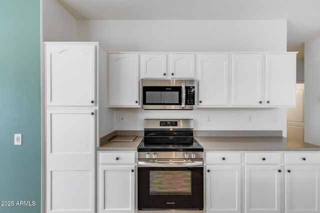 16178 W MONTOYA Drive, Surprise, AZ 85374