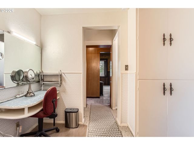 4504 Se 85TH Ave, Portland, OR 97266