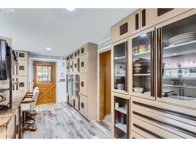 4504 Se 85TH Ave, Portland, OR 97266