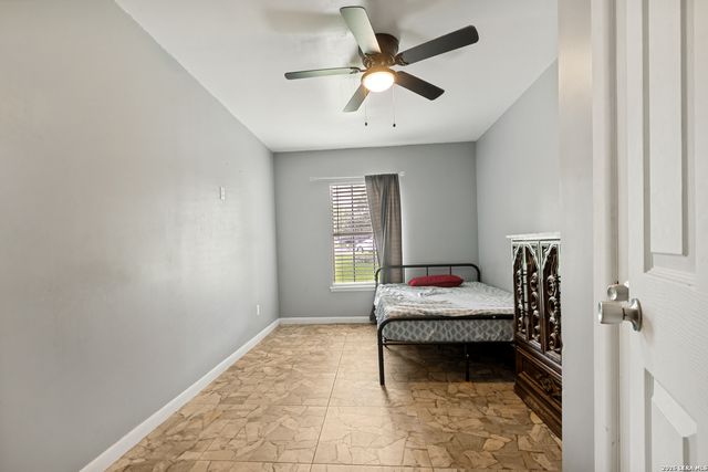 14307 Parkhurst, San Antonio, TX 78232