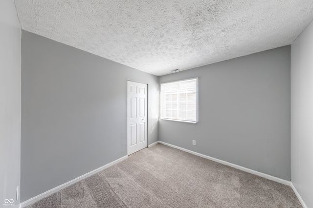 2215 N Kenwood Avenue, Indianapolis, IN 46208