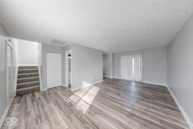 2215 N Kenwood Avenue, Indianapolis, IN 46208