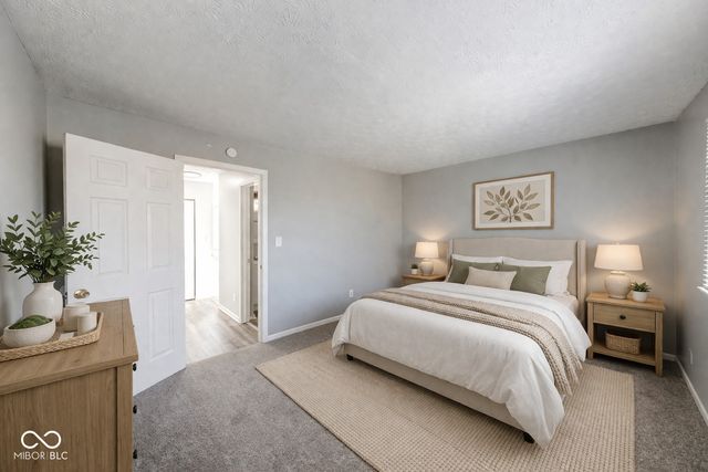 2215 N Kenwood Avenue, Indianapolis, IN 46208