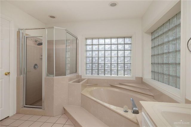 516 E Wisteria Avenue, Mcallen, TX 78572