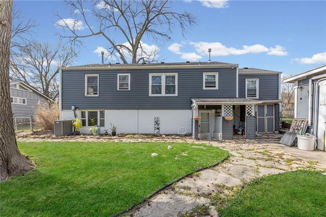 2541 Malone Drive, Kansas City, KS 66104