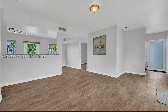 11250 SW 46th St, Miami, FL 33165
