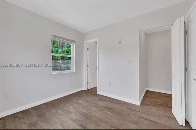 11250 SW 46th St, Miami, FL 33165