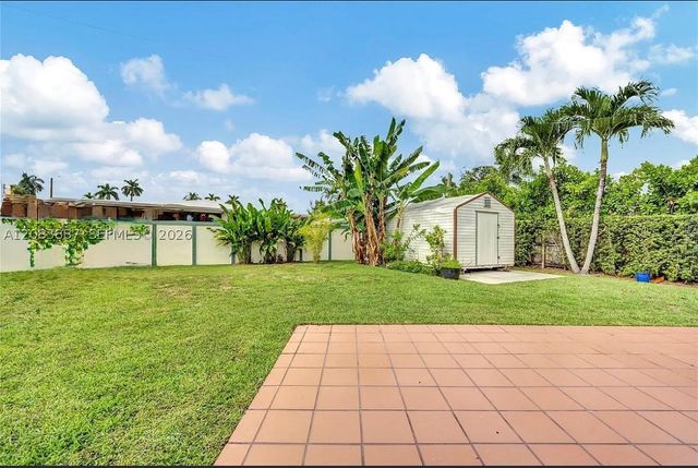 11250 SW 46th St, Miami, FL 33165