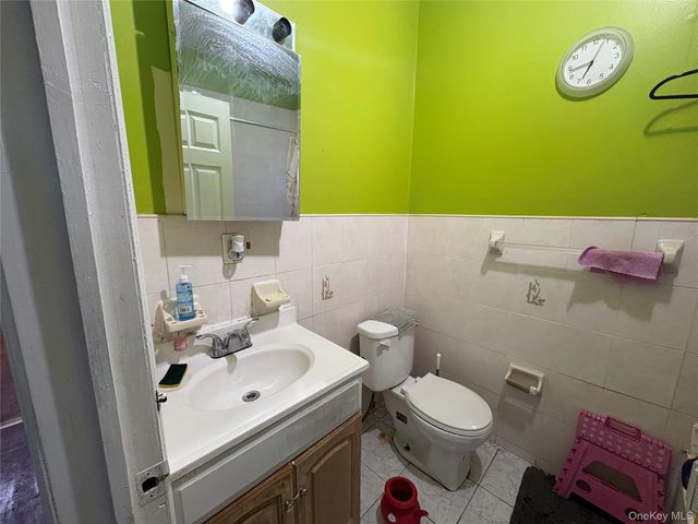 162-14 86th Avenue, Jamaica, NY 11432