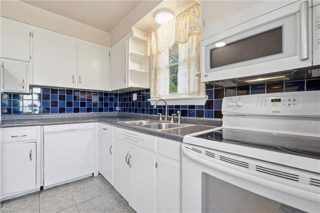 1622 Wapiti AVE, Norfolk, VA 23518