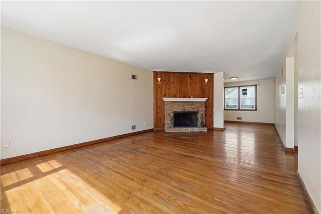 1622 Wapiti AVE, Norfolk, VA 23518