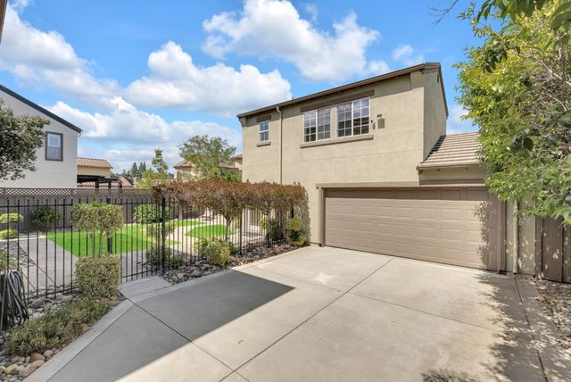 16845 Zinfandel Circle, Morgan Hill, CA 95037