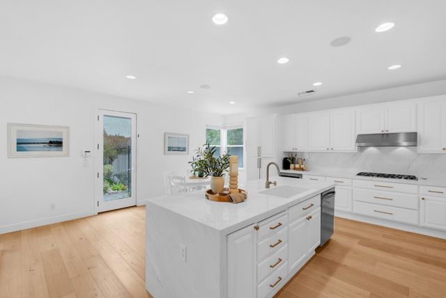 16845 Zinfandel Circle, Morgan Hill, CA 95037