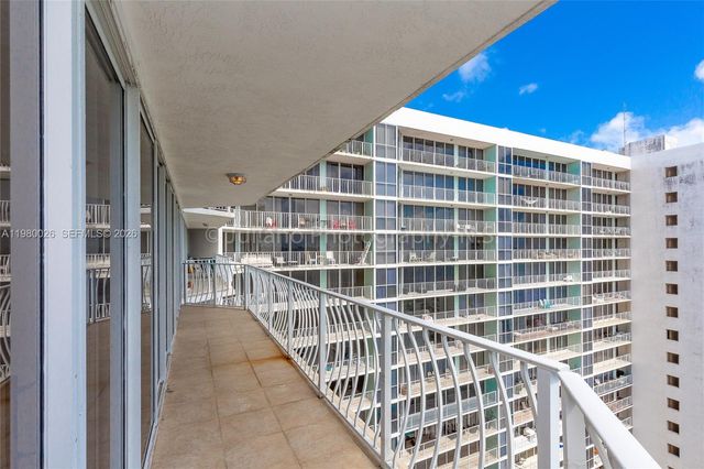 7601 E Treasure Dr 2309, North Bay Village, FL 33141