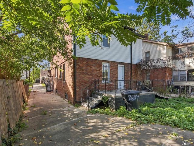 8654 Carlin Street, Detroit, MI 48228