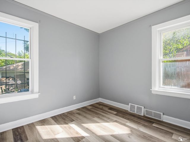 8654 Carlin Street, Detroit, MI 48228