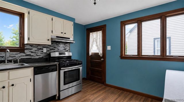 390 Roesch Avenue, Buffalo, NY 14207