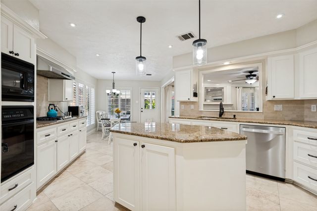 1803 Weanne Drive, Richardson, TX 75082