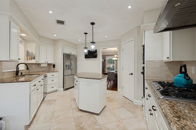 1803 Weanne Drive, Richardson, TX 75082