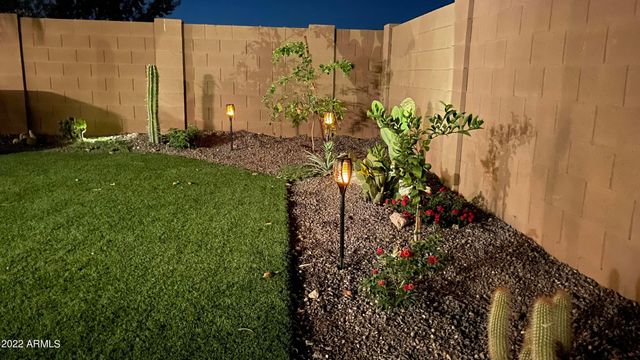 19460 N 27TH Place, Phoenix, AZ 85050