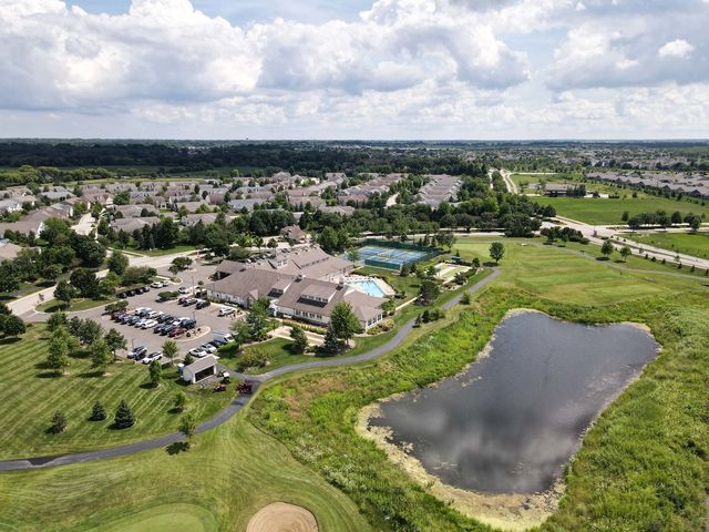 1655 Windsor Road, Pingree Grove, IL 60140