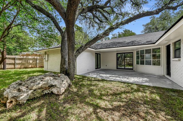 4014 Silverspring DR, Austin, TX 78759