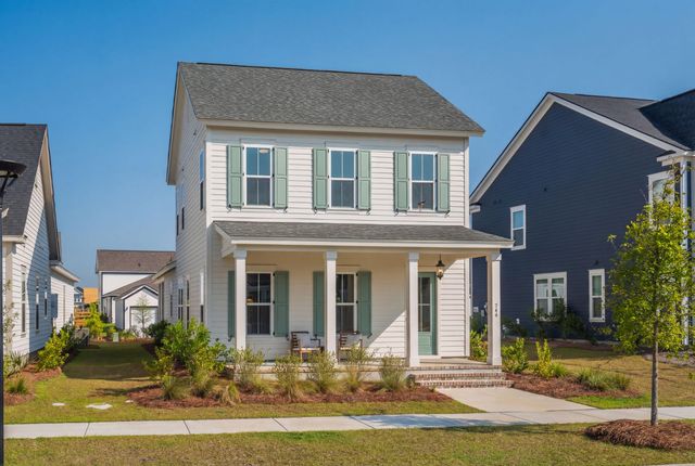 744 Blueway Avenue, Summerville, SC 29486