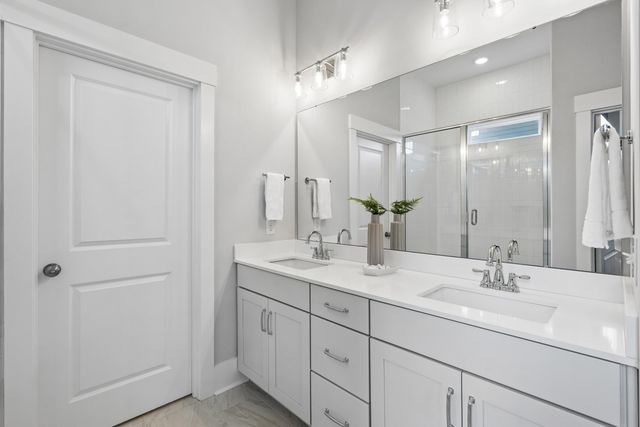 744 Blueway Avenue, Summerville, SC 29486