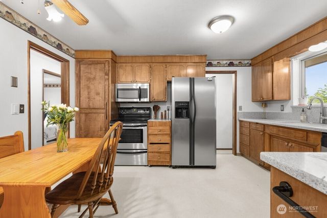2207 N Whitman, Tacoma, WA 98406