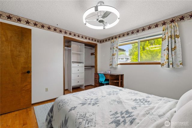 2207 N Whitman, Tacoma, WA 98406