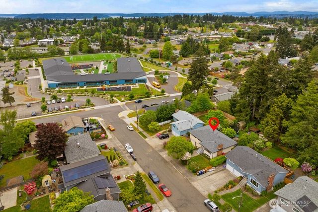 2207 N Whitman, Tacoma, WA 98406