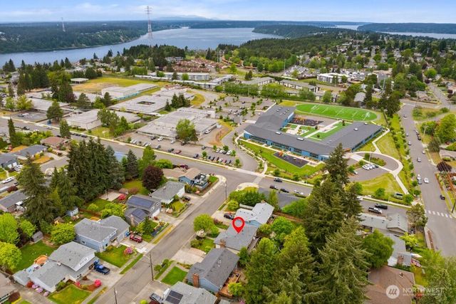 2207 N Whitman, Tacoma, WA 98406