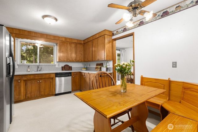 2207 N Whitman, Tacoma, WA 98406