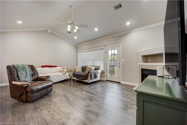 3007 Fairway Drive, Alma, AR 72921