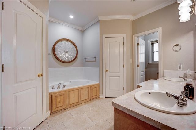 3007 Fairway Drive, Alma, AR 72921