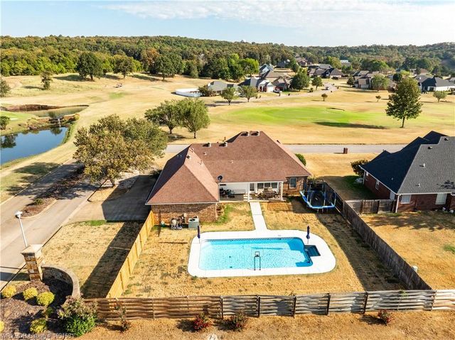 3007 Fairway Drive, Alma, AR 72921
