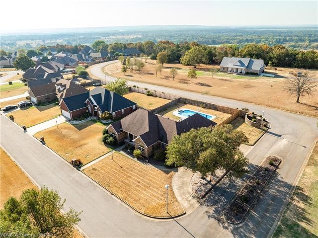 3007 Fairway Drive, Alma, AR 72921