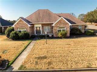 3007 Fairway Drive, Alma, AR 72921